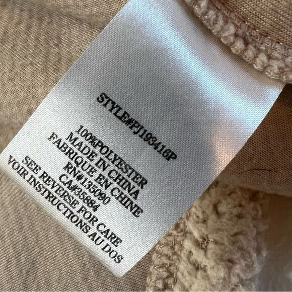 Peloton Women’s Sherpa Jacket - Picture 5 of 10